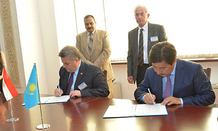 Signing a Memorandum of Understanding between Al-Farabi Kazakh National University and Benha University